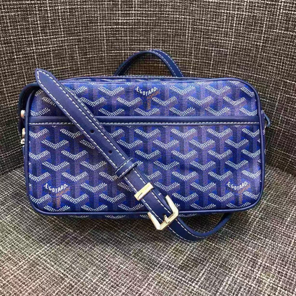 A Top Pick for Discerning Tastes: An Elevated Crossbody Bag