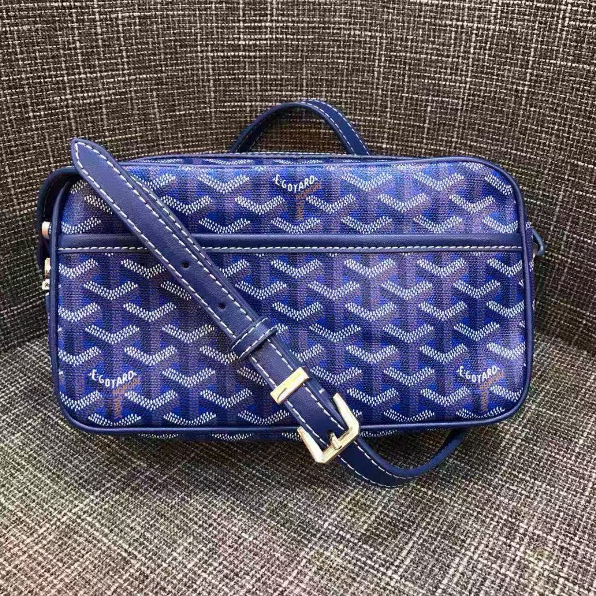 A Top Pick for Discerning Tastes: An Elevated Crossbody Bag